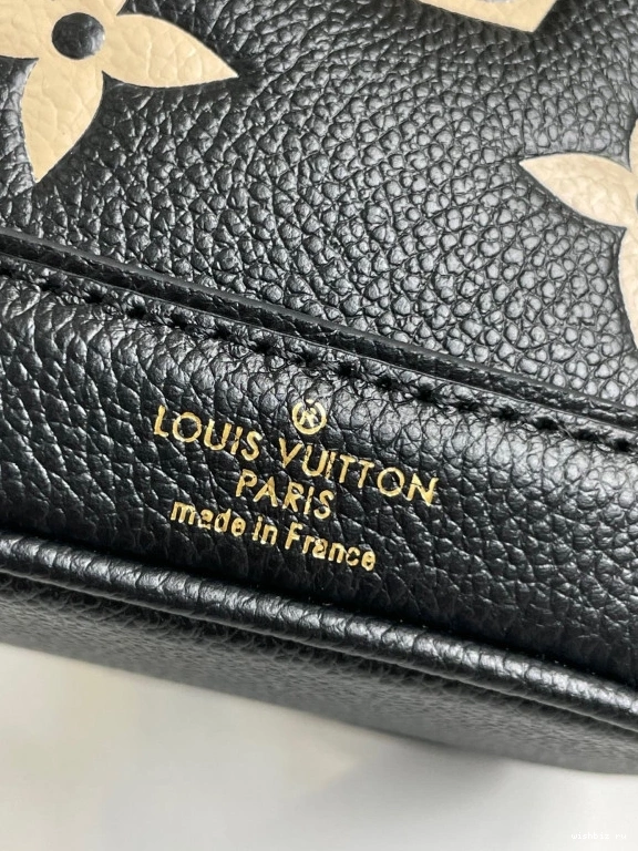 WIS NOÉ NANO VUITTON LOUIS 0820